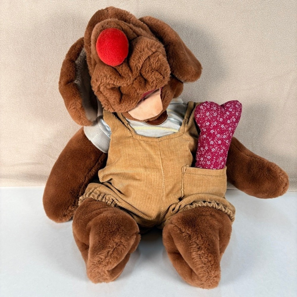Vintage Ganz Wrinkles Dog Plush Hand Puppet Brown‎ Bloodhound Overalls Tag 1981